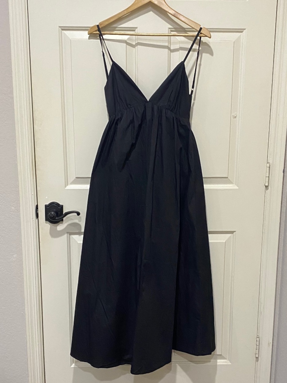 COMMENSE Black Midi Dress NWT Spaghetti Strap V-Neck Small and Medium